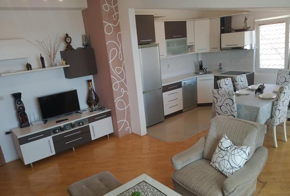 Kalan Apartment โอครีด ภายนอก รูปภาพ